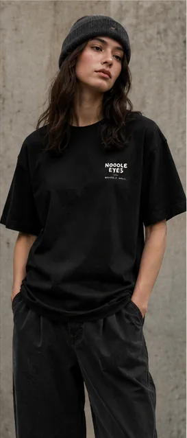 Visualisierung: Vorderansicht, schwarzes Shirt